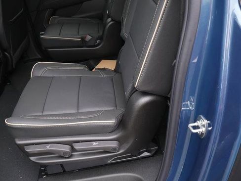 New 2026 GMC Yukon XL Elevation w/ Elevation Premium Package AWD/4WD image 13