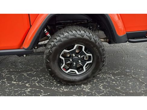 Used 2020 Jeep Gladiator Rubicon w/ LED Lighting Group AWD/4WD image 11