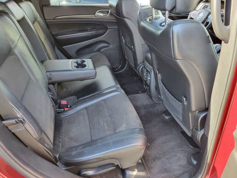 Used 2018 Jeep Grand Cherokee Altitude image 19