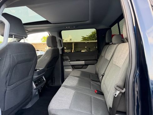 Used 2024 Ford F250 XLT w/ Black Appearance Package AWD/4WD image 13