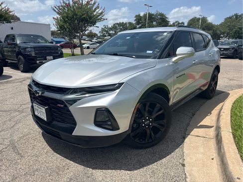 Used 2020 Chevrolet Blazer RS FWD image 2