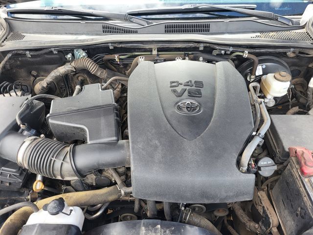 Used 2023 Toyota Tacoma SR5 AWD/4WD image 11