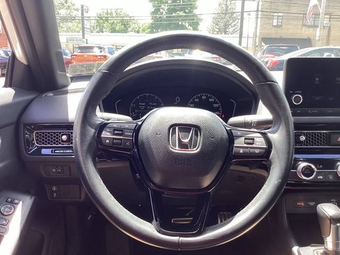 Used 2023 Honda Civic Sport image 15