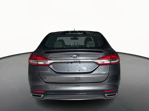 Used 2018 Ford Fusion Titanium image 6