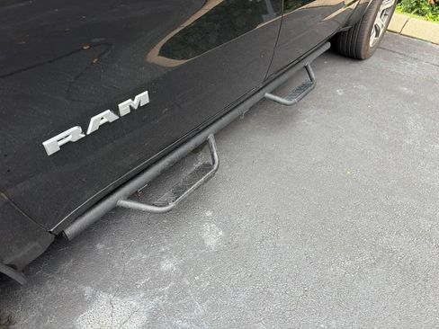 Certified 2024 RAM 1500 Laramie RWD image 4
