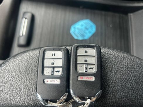 Used 2022 Honda Pilot TrailSport image 19