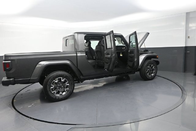 New 2026 Jeep Gladiator Sport AWD/4WD image 34