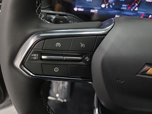 New 2026 Chevrolet Traverse LT image 14