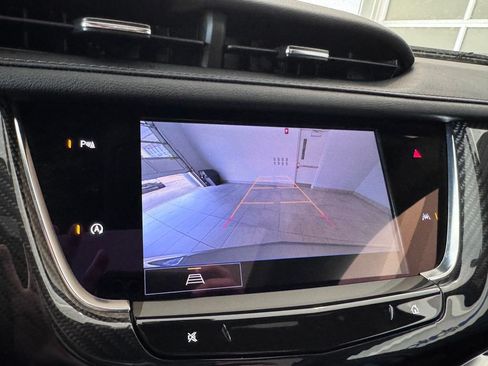 Certified 2024 Cadillac XT6 Sport AWD/4WD image 28