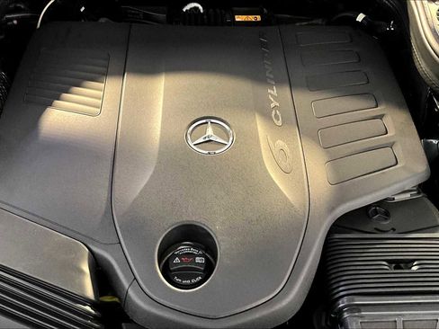 New 2026 Mercedes-Benz GLS 450 4MATIC image 15