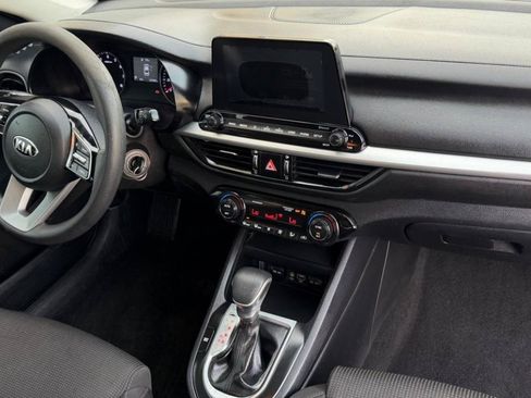 Used 2019 Kia Forte LXS FWD image 15