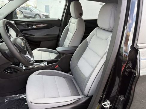 New 2026 Chevrolet TrailBlazer LT w/ Convenience Package FWD image 19
