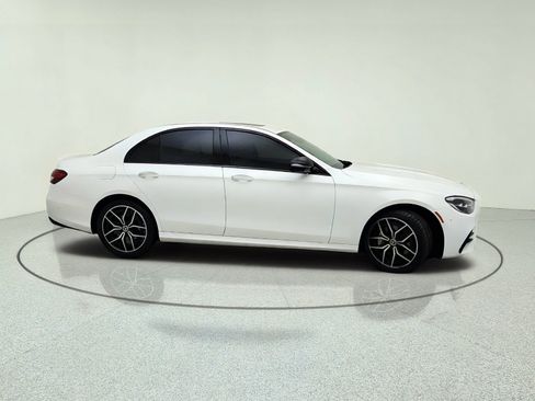 Used 2022 Mercedes-Benz E 350 Sedan image 6
