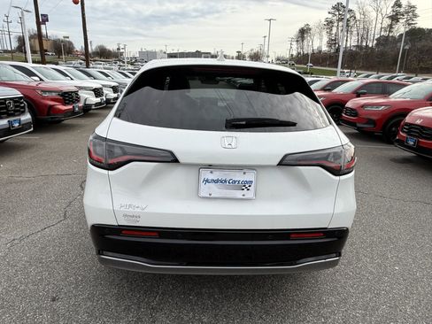 New 2026 Honda HR-V EX-L image 10
