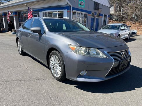 Used 2013 Lexus ES 350 w/ Luxury Pkg image 7
