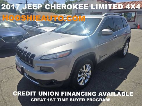 Used 2017 Jeep Cherokee Limited AWD/4WD image 1