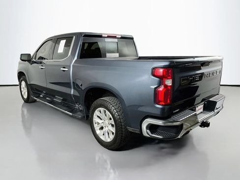 Used 2021 Chevrolet Silverado 1500 LTZ w/ Z71 Off-Road Package AWD/4WD image 9