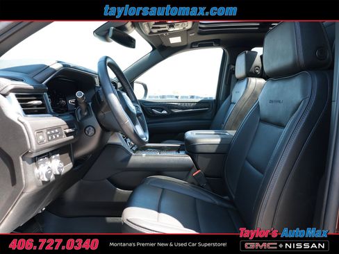 Used 2023 GMC Yukon Denali w/ LPO, Floor Liner Package AWD/4WD image 5