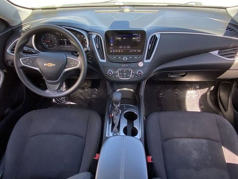 Used 2022 Chevrolet Malibu LT image 15