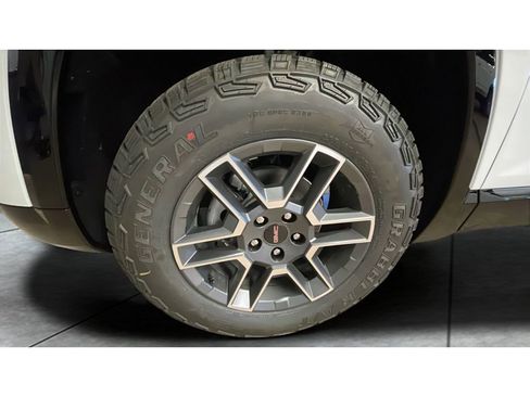 New 2026 GMC Terrain AT4 w/ Convenience Package III image 20