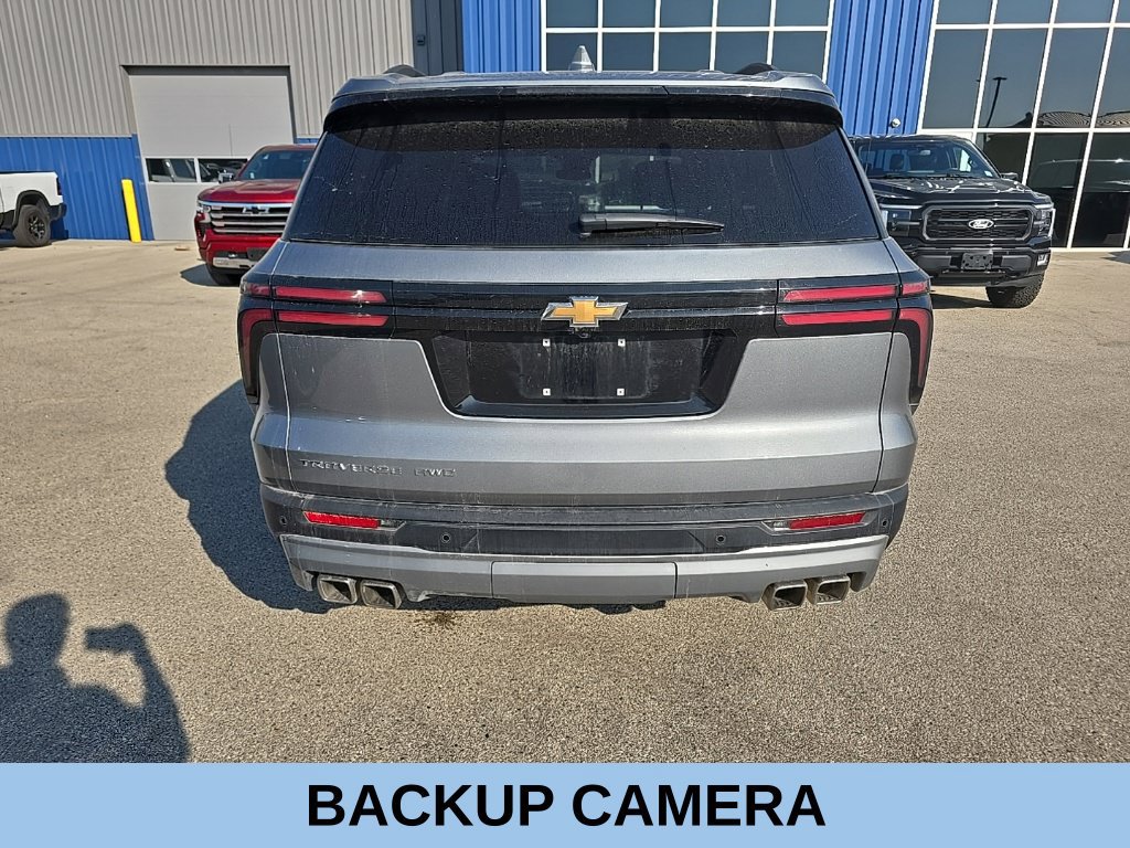 Used 2026 Chevrolet Traverse LT AWD/4WD image 5