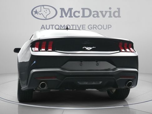 Used 2026 Ford Mustang Coupe RWD image 29