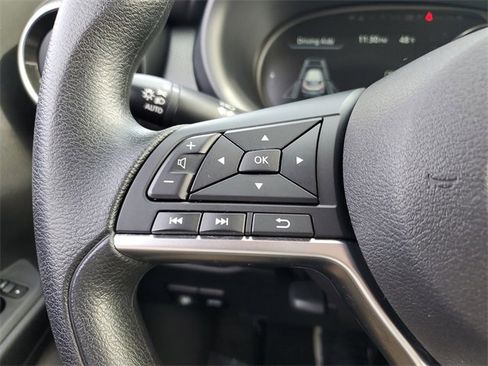 Certified 2023 Nissan Kicks SV image 22
