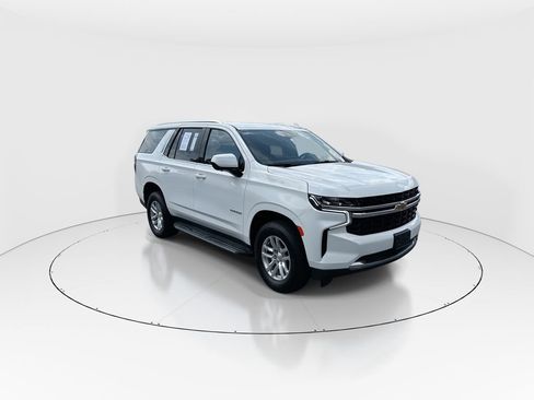 Used 2021 Chevrolet Tahoe LS RWD image 2