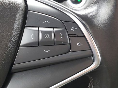 Certified 2022 Cadillac XT5 Luxury image 12