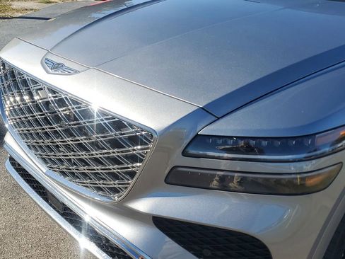 Used 2025 Genesis GV80 2.5T Select image 10