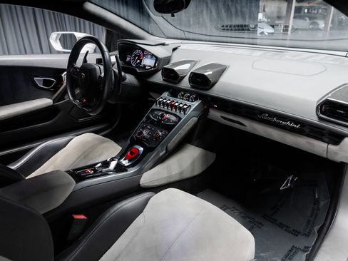 Used 2015 Lamborghini Huracan LP 610-4 image 65