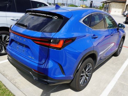 Used 2025 Lexus NX 250 FWD w/ Towing Package (2000 Lbs) image 5