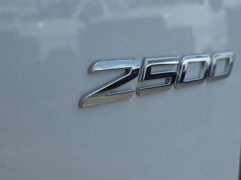 Used 2025 Mercedes-Benz Sprinter 2500 image 17