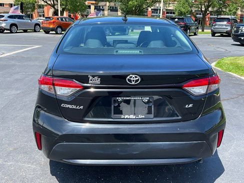Used 2021 Toyota Corolla LE FWD image 4