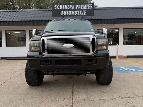 Used 2006 Ford F250 image 2