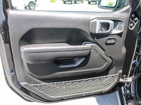 Used 2021 Jeep Wrangler Unlimited Sport AWD/4WD image 20