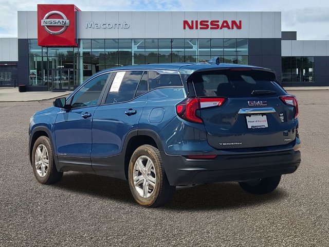 Used 2024 GMC Terrain SLE AWD/4WD image 5