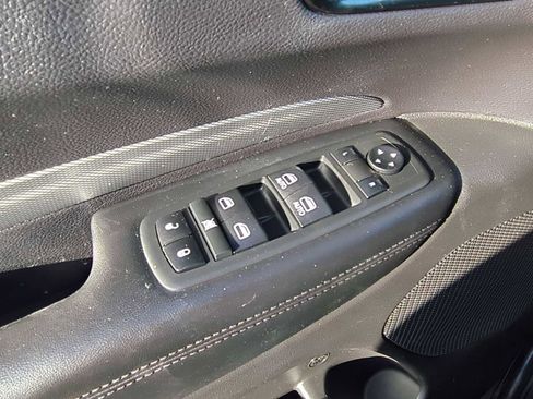 Used 2020 Dodge Durango GT image 22