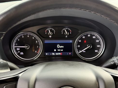 Used 2024 Buick Enclave Essence w/ Experience Buick Package FWD image 18