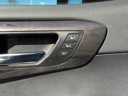 Certified 2021 Toyota Highlander Limited image 18