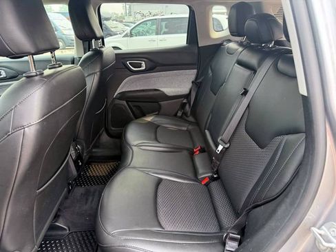 Certified 2022 Jeep Compass Latitude w/ Convenience Group AWD/4WD image 13
