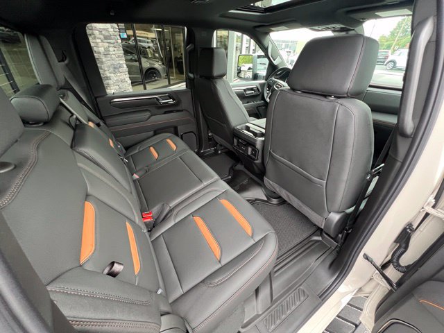 Used 2026 GMC Sierra 2500 AT4 w/ AT4 Premium Plus Package AWD/4WD image 10