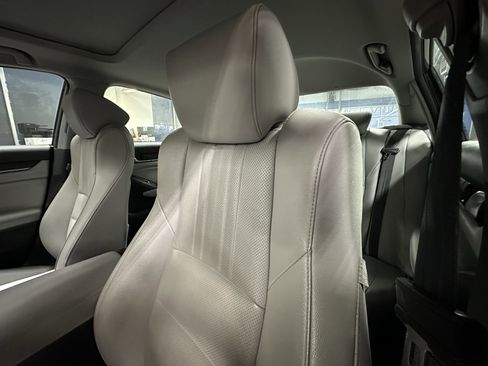 Used 2020 Honda Accord EX-L image 10