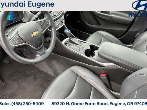 Used 2017 Chevrolet Volt Premier w/ Driver Confidence II Package image 11