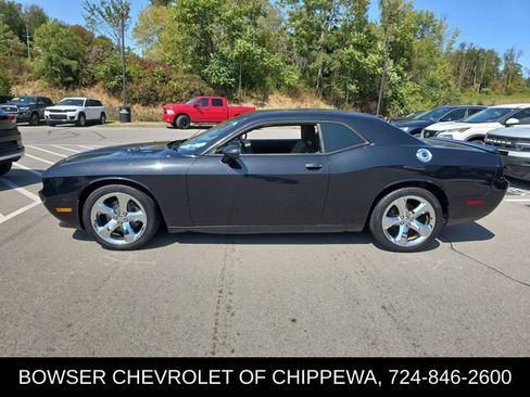 Used 2014 Dodge Challenger R/T w/ Electronics Convenience Group image 2