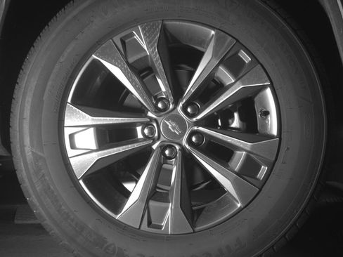 Used 2025 Chevrolet Equinox LT image 15