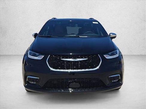 New 2026 Chrysler Pacifica Pinnacle FWD image 6