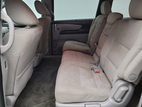 Used 2016 Honda Odyssey SE image 18