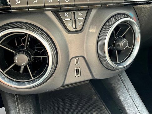 Used 2021 Chevrolet Blazer LT image 16