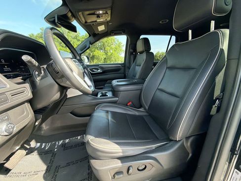 Used 2023 GMC Yukon SLT RWD image 15
